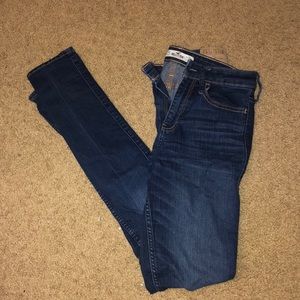 Hollister High-Waisted Jeggings